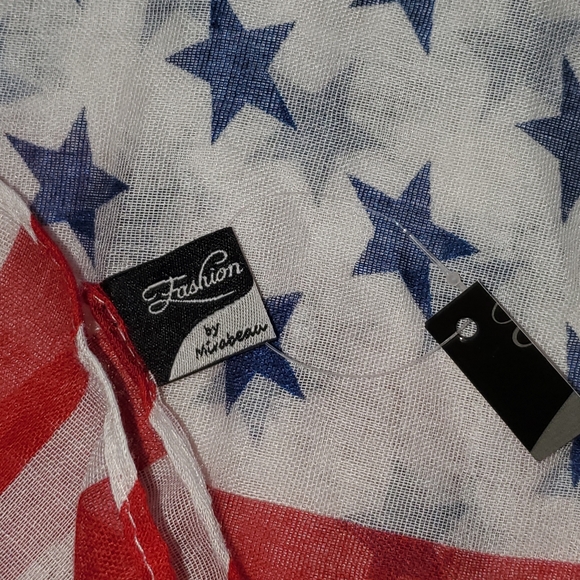 Scarf with flag detail for 4th of July! - Picture 3 of 4